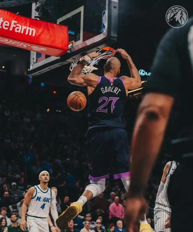 ayx sports明尼苏达森林狼今夜外线爆发赛前奥兰多魔术备战NBA季后赛，这一次真的武汉三镇转会期止住颓势的简单介绍